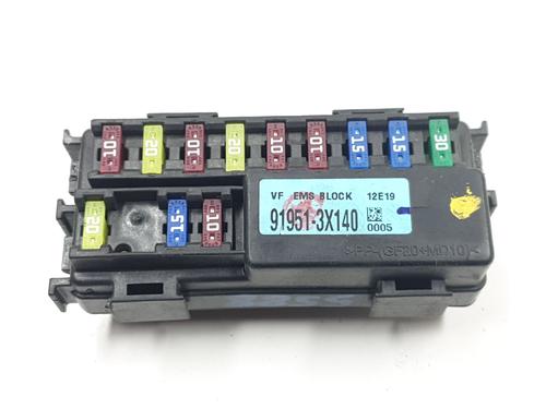 Used Fuse box Fuse box HYUNDAI i30 Estate (GD) 1.6 CRDi (128 hp) 34539099 34539099