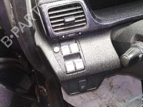 Fuse box HONDA FR-V (BE)  | BP9478076E1 