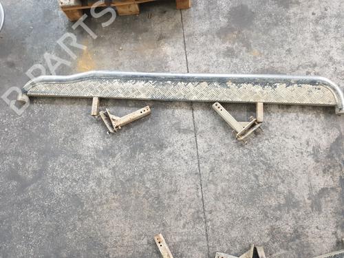 Estribo Estribo MITSUBISHI L200 (K7_T, K6_T, K5_T) 2.5 TD 4WD (K74T) (99 hp) 34248015 34248015