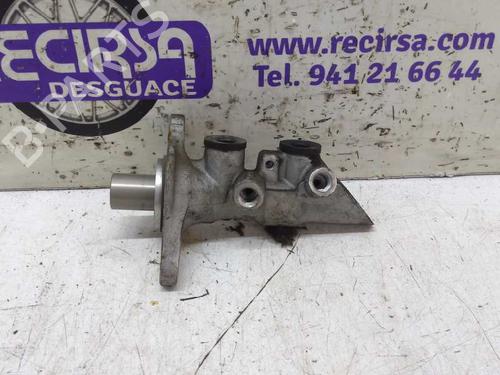 Used Brake master cylinder RENAULT MEGANE III Grandtour (KZ0/1) [2008-2016]  9467646
