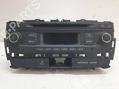 Used Radio SEAT IBIZA IV SC (6J1, 6P5) [2008-2018]  9464180