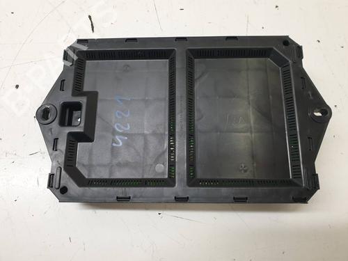 Fuse box JAGUAR XF I (X250) 2.7 D | BP17824687E1 