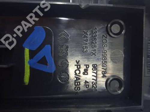 Right front window switch PEUGEOT 308 SW II (LC_, LJ_, LR_, LX_, L4_)  | BP11270289I26 