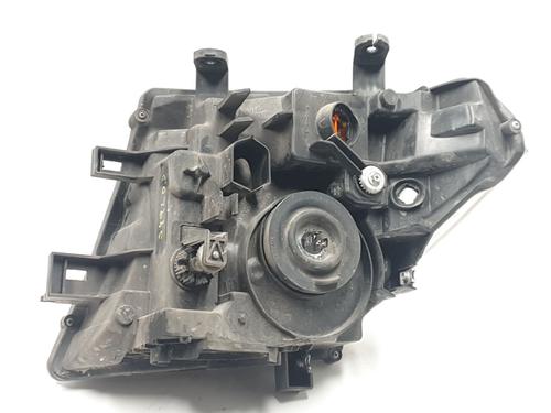 Right headlight NISSAN NAVARA NP300 (D40) 2.5 dCi 4WD (D40TT, D40T, D40M, D40BB) | BP31832338C29