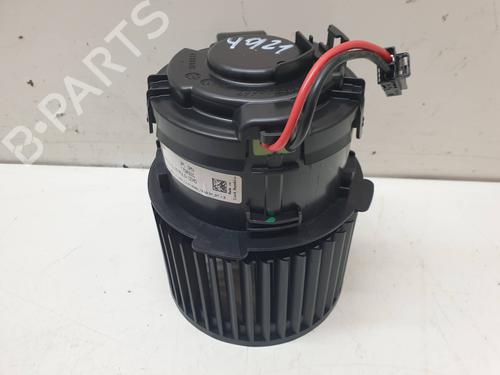 Used Heater blower motor PEUGEOT 308 III (FB_, FH_, FP_, F3_, FM_) PureTech 130 (FPHNSL, FPHNST) (131 hp) 15991982