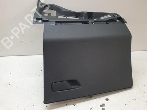Used Glove box AUDI A1 Sportback (GBA) 30 TFSI (116 hp) 22547088