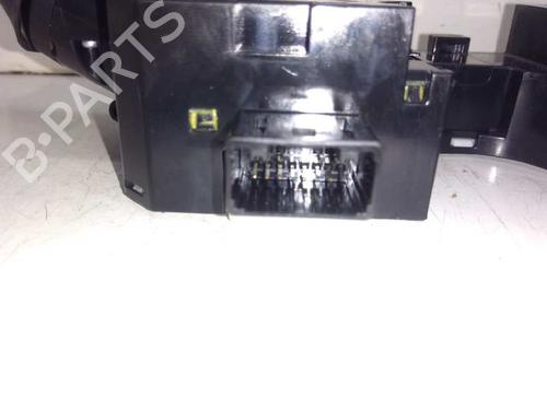 Switch NISSAN JUKE (F15) | BP9477092I30