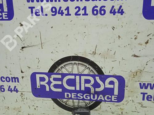 Used Right front window switch VOLVO S40 I (644) [1995-2004]  9484628