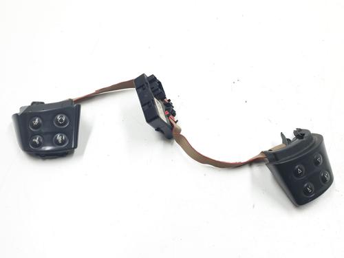 Used Steering wheel controls VW GOLF V (1K1) 2.0 TDI (170 hp) 32742744