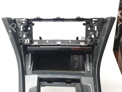 Middle console VW GOLF VII (5G1, BQ1, BE1, BE2) 1.6 TDI | BP29537891I22 