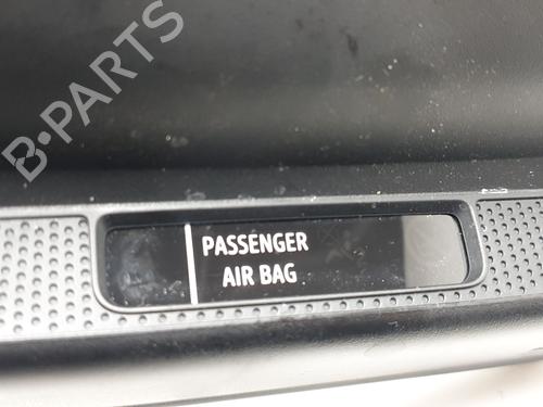 Interior roof light RENAULT CAPTUR I (J5_, H5_) 1.3 TCe 130 (J5NJ, J5NE) | BP30870539I8