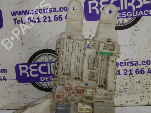 Used Fuse box TOYOTA AURIS (_E15_) [2006-2012]  9469951