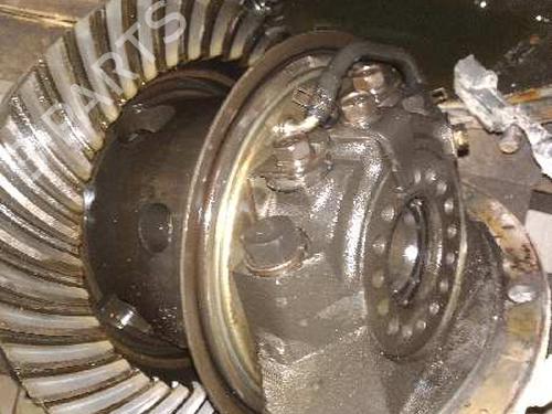 Used Rear axle MITSUBISHI GALLOPER (JK-01) 2.5 TD (88 hp) 9961625