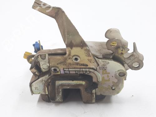 Used Tailgate lock NISSAN TERRANO II (R20) 2.7 TD 4WD (101 hp) 28836569
