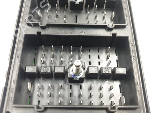 Fuse box CHEVROLET CAPTIVA (C100, C140) 2.0 D 4WD | BP33538623E1 - Image 7