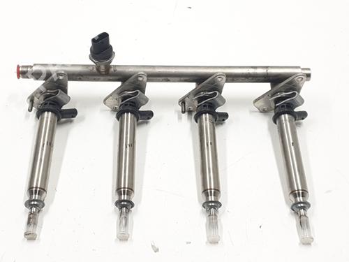 Used Injection rail Injection rail MERCEDES-BENZ CLA Coupe (C117) CLA 200 (117.343) (156 hp) 36051109 36051109