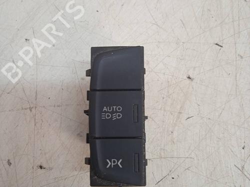 Used Switch PEUGEOT 508 I (8D_) 2.0 HDi (163 hp) 10040083