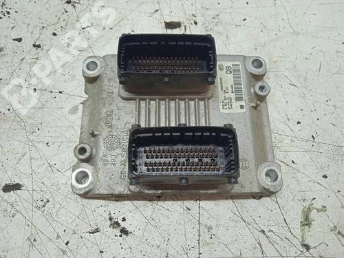 Used Engine control unit (ECU) Engine control unit (ECU) OPEL CORSA C (X01) 1.0 (F08, F68) (60 hp) 10416215 10416215