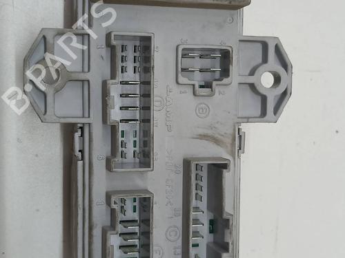 Fuse box KIA SORENTO I (JC)  | BP9467412E1 