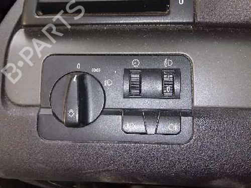 Used Headlight switch BMW 3 (E46) 320 d (136 hp) 9493404