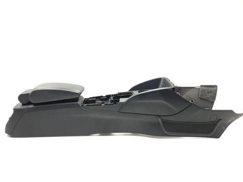Used Armrest / Center console Armrest / Center console AUDI A3 Limousine (8VS, 8VM) S3 quattro (310 hp) 35942328 35942328