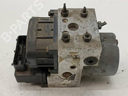 Used ABS pump NISSAN ALMERA II Hatchback (N16) [2000-2025]  9483891