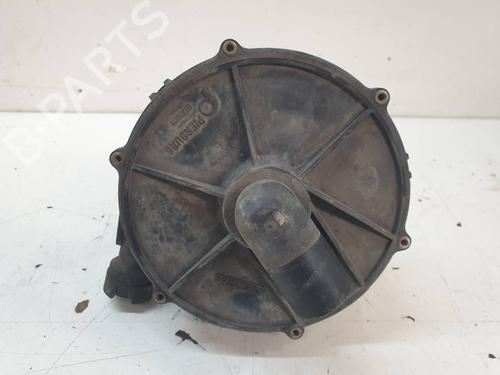 Used Air filter box BMW X5 (E53) 4.4 i (286 hp) 19075389