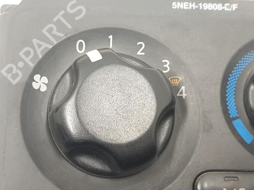 Climate control NISSAN NAVARA NP300 (D40) 2.5 dCi 4WD (D40TT, D40T, D40M, D40BB) | BP31832345I5 