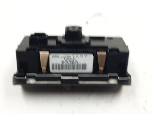 Switch VOLVO V40 Hatchback (525) D3 | BP39956820I30 - Image 4