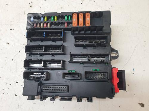 Used Fuse box OPEL VECTRA C (Z02) [2002-2009]  9477990