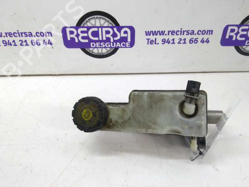Used Brake master cylinder RENAULT MEGANE III Hatchback (BZ0/1_, B3_) [2008-2025]  9465106