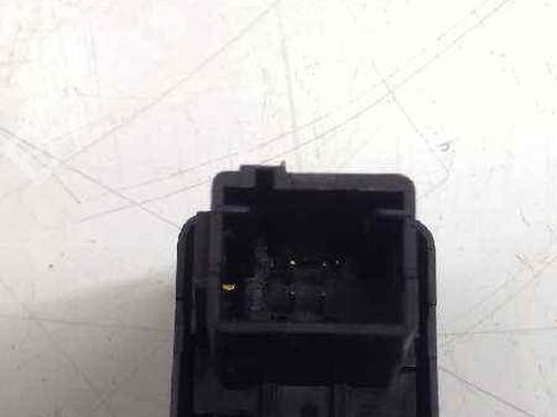 Right front window switch PEUGEOT PARTNER Box Body/MPV 1.6 HDi | BP9461576C105  - Image 6
