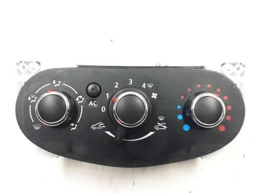 Used Climate control Climate control DACIA DOKKER Box Body/MPV 1.2 TCe 115 (FEAY) (116 hp) 39933726 39933726
