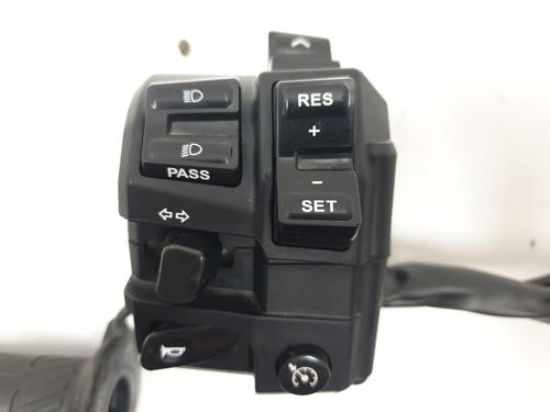 Switch YAMAHA MOTORCYCLES TMAX TMAX 560 Tech Max (SJ18, SJ21) | BP40109402I30 - Image 7
