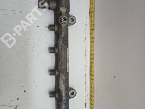 Used Injection rail Injection rail MERCEDES-BENZ SPRINTER 3,5-t Platform/Chassis (B906) 313 CDI (906.131, 906.133, 906.135, 906.231, 906.233,... (129 hp) 9486941 9486941
