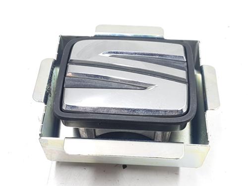 tailgate-handle-seat-ibiza-iv-st-6j8-6p8-2010-2011-2012-2013-2014-2015-2016-40491115 main image