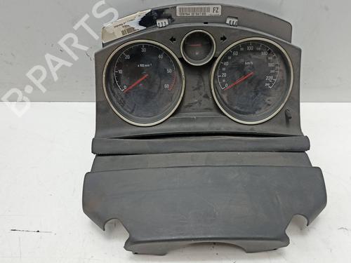 Used Instrument cluster OPEL ASTRA H (A04) [2004-2014]  9462307