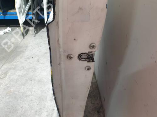 Used Tailgate lock NISSAN PRIMASTAR Bus (X83) [2001-2025]  29123589