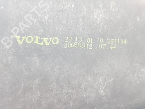 Feu arrière gauche VOLVO S40 II (544) 2.0 D | BP29973350C34