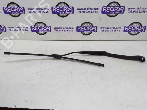 Front windshield wiper arm TOYOTA RAV 4 II (_A2_) 2.0 D 4WD (CLA20_, CLA21_, CLA20R, CLA21R) | BP9465296C143 