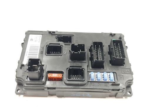 Used Fuse box Fuse box 36856926 36856926