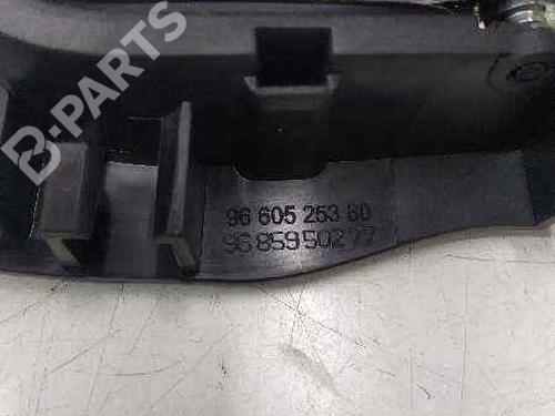 Used Front right interior door handle Front right interior door handle CITROËN C4 II (NC_) 2.0 HDi / BlueHDi 150 (150 hp) 9550314 9550314