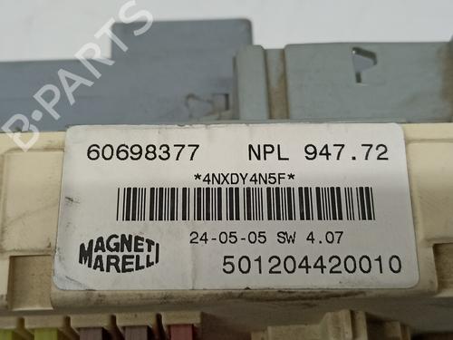 Fuse box ALFA ROMEO GT (937_) 1.9 JTD (937CXN1B) | BP9472981E1 