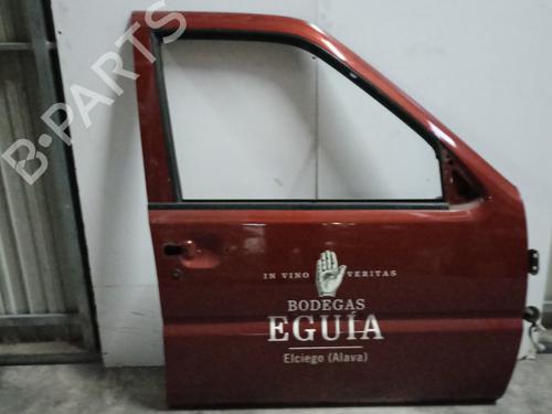 Used Right front door NISSAN TERRANO II (R20) [1992-2007]  9474869