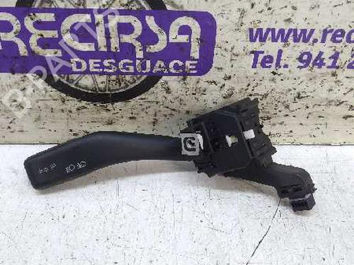 Used Headlight switch SEAT TOLEDO III (5P2) [2004-2009]  9479438