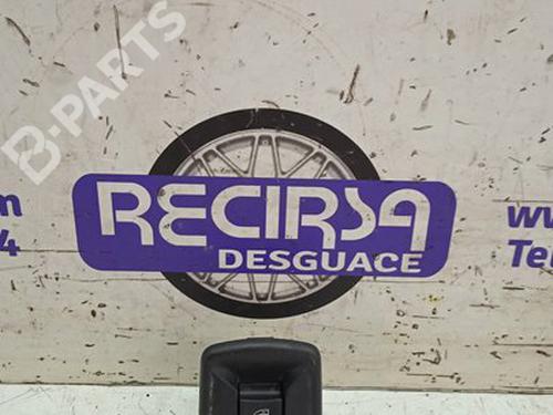 Used Right front window switch Right front window switch DACIA DOKKER Express Box Body/MPV 1.5 Blue dCi 95 (FEJL) (95 hp) 9483009 9483009