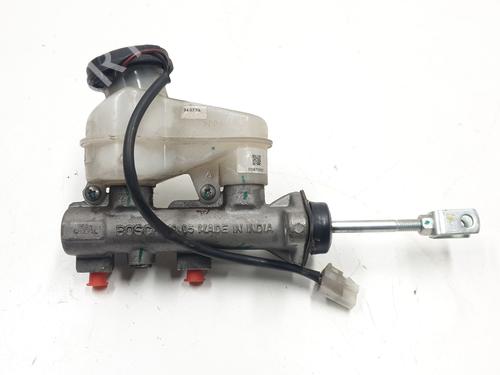 brake-master-cylinder-microcar-mgo-2009-32232886 main image