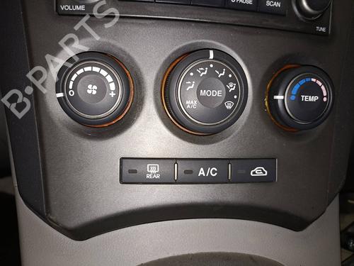 Used Climate control KIA CARENS II MPV (FJ) [2002-2013]  15678951