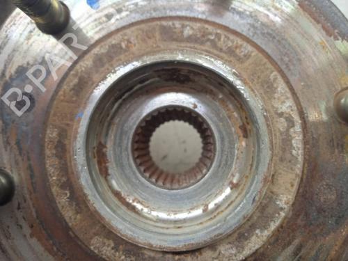 Left front steering knuckle MITSUBISHI PAJERO IV (V8_W, V9_W) 3.2 DI-D 4WD (V98W, V88W) | BP11361176M25 