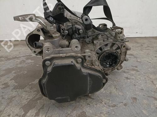 Gearbox VW GOLF VI (5K1) 1.6 TDI | BP24104406M3 